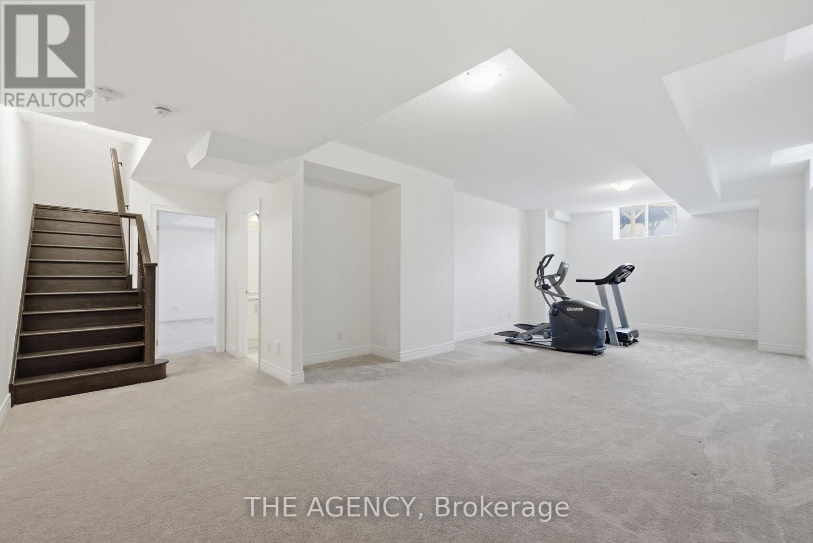 36 Blenheim Circle, Whitby, Ontario  L1P 0E3 - Photo 35 - E13024482