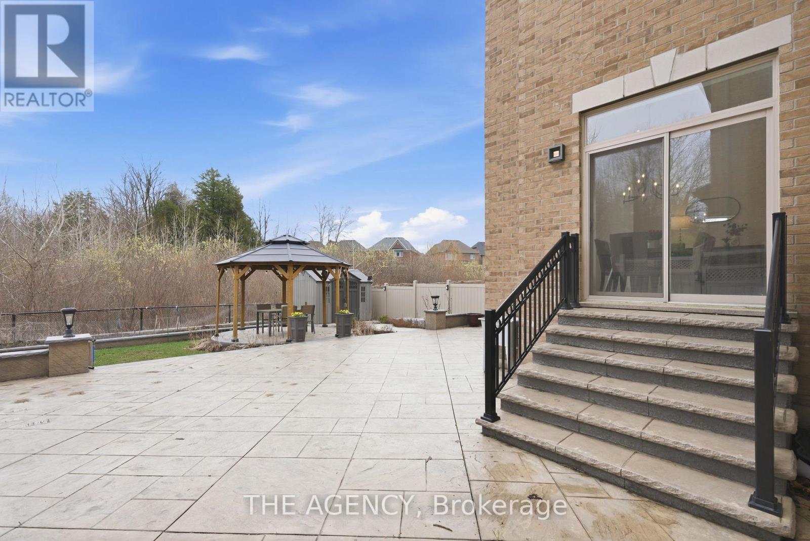 36 Blenheim Circle, Whitby, Ontario  L1P 0E3 - Photo 39 - E13024482