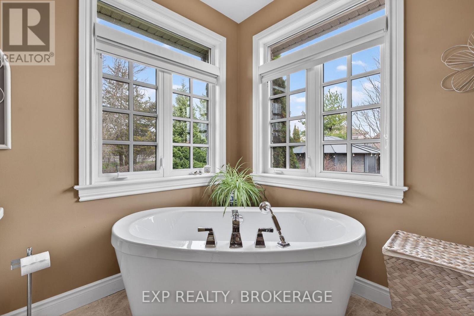 24 Admiral's Court, Loyalist, Ontario  K0H 1G0 - Photo 20 - X13024210