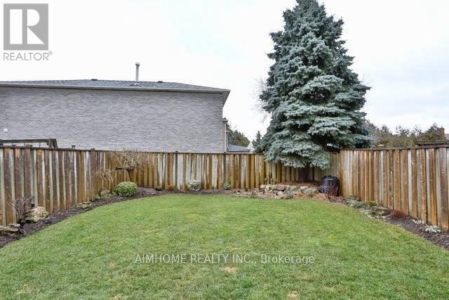 107 Trothen Circle, Markham, Ontario  L3P 4H6 - Photo 4 - N13024392