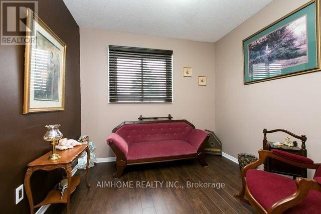 107 Trothen Circle, Markham, Ontario  L3P 4H6 - Photo 5 - N13024392