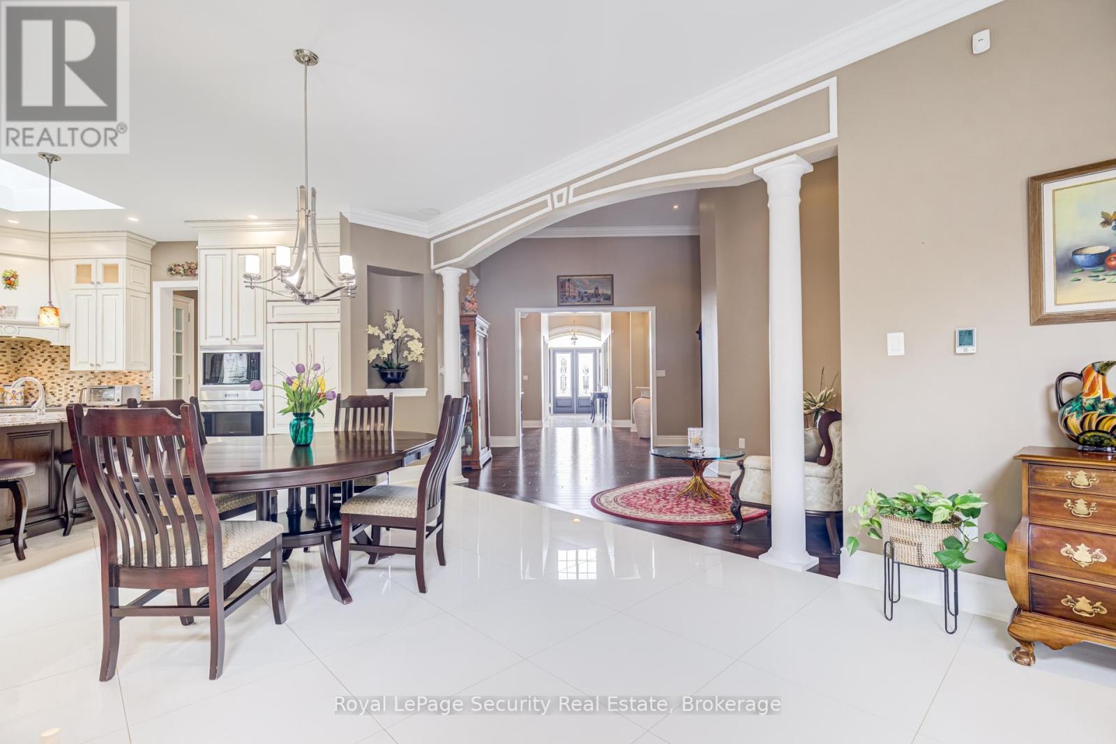 20 Aubrietia Court, Richmond Hill, Ontario  L4E 2R3 - Photo 19 - N13024440