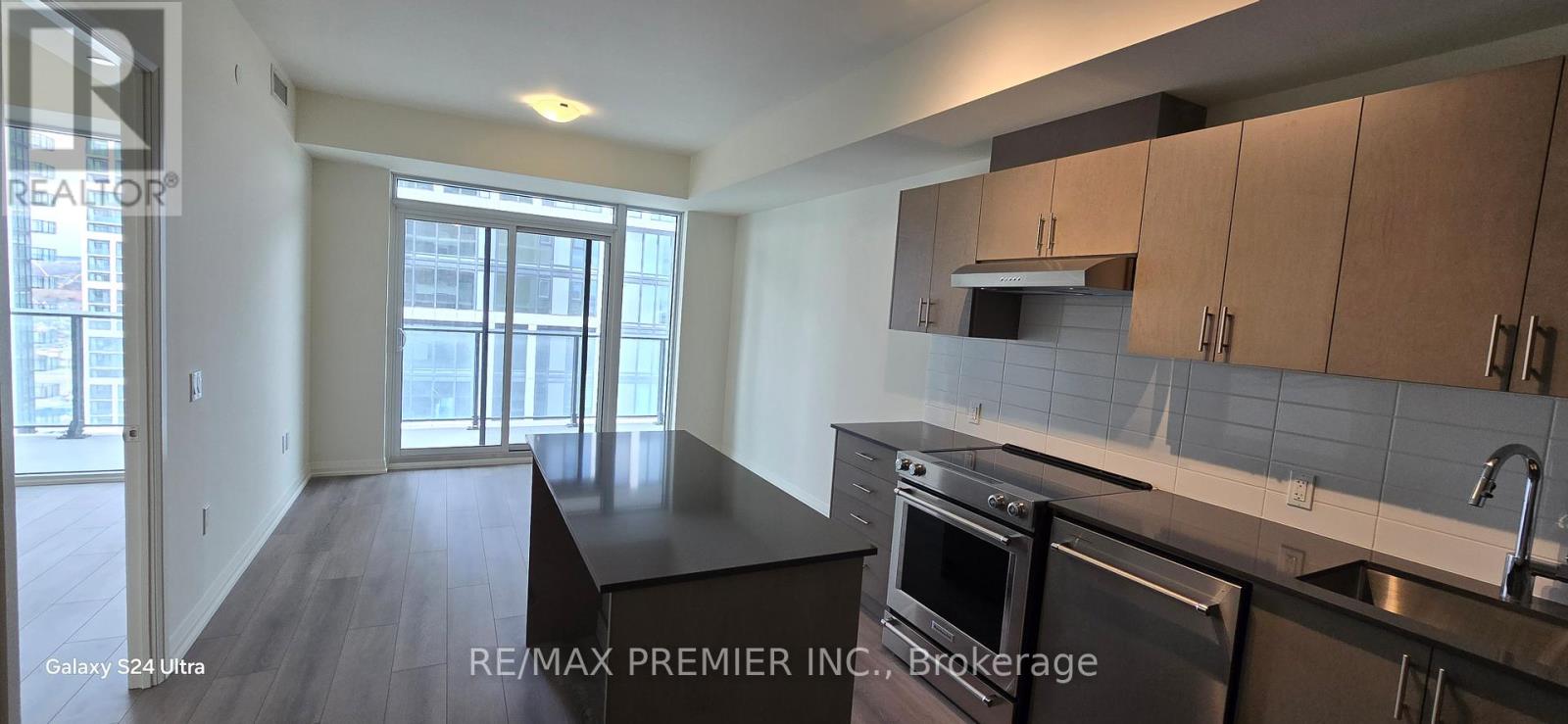 1819 - 8960 Jane Street, Vaughan, Ontario  L4K 0N9 - Photo 4 - N13024454