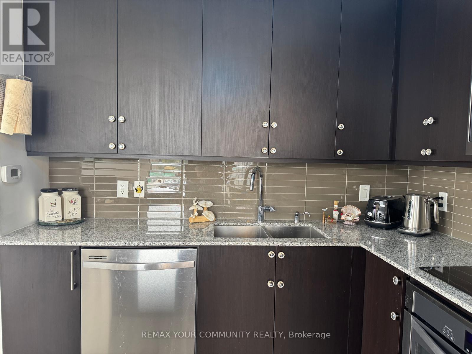 307b - 9600 Yonge Street, Richmond Hill, Ontario  L4C 0X3 - Photo 8 - N13024486