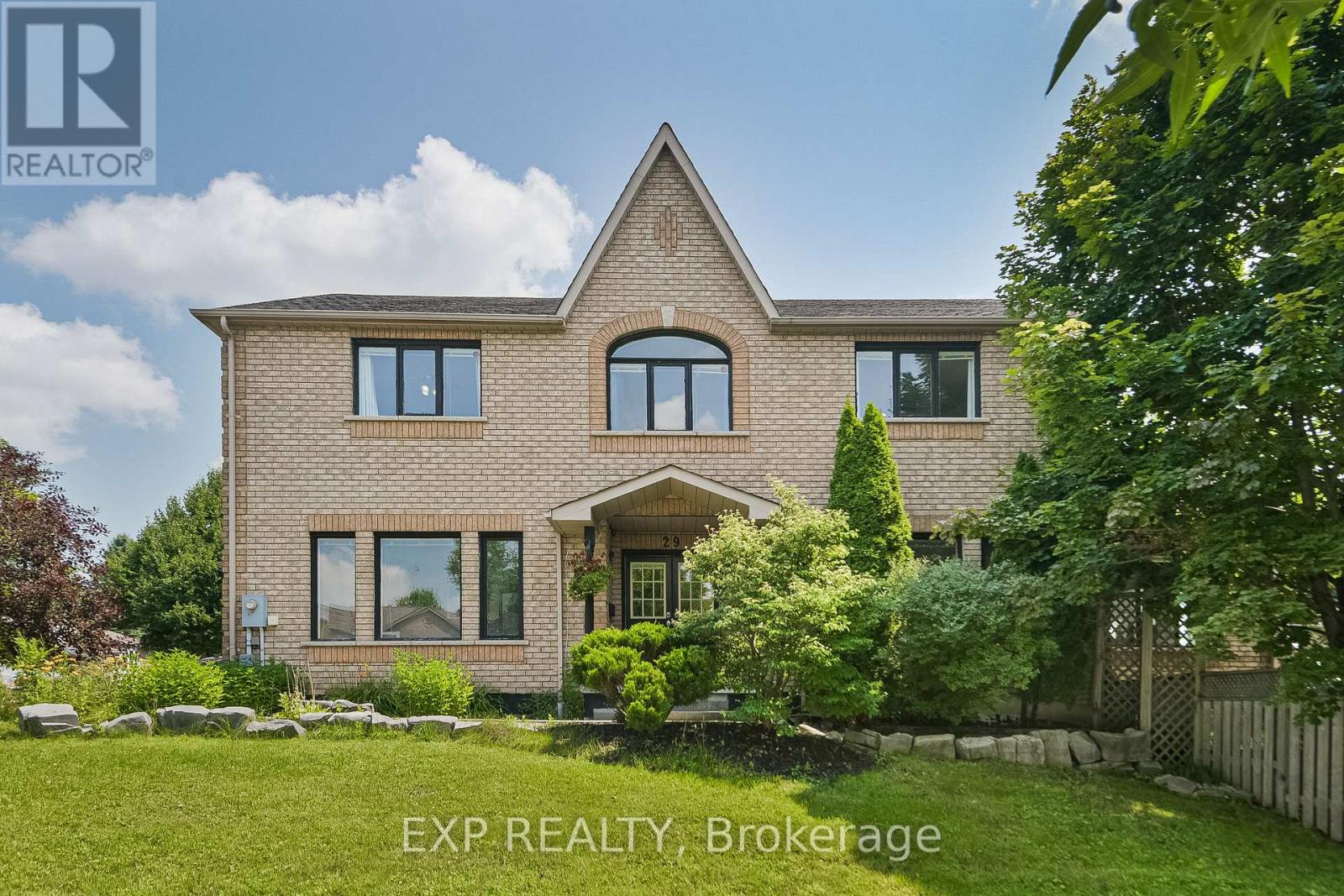 29 Batson Drive, Aurora, Ontario  L4G 7G8 - Photo 2 - N13024498