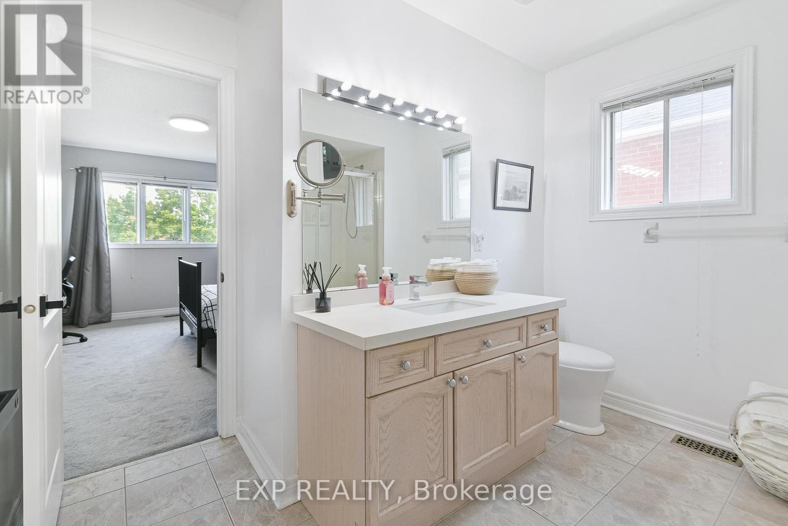 29 Batson Drive, Aurora, Ontario  L4G 7G8 - Photo 23 - N13024498