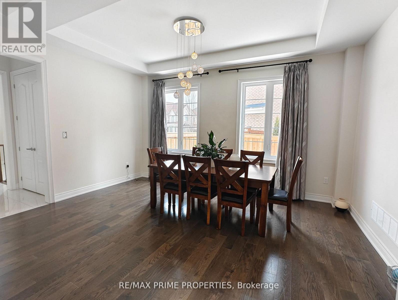 853 Harry Douglas Street, Newmarket, Ontario  L3X 0K3 - Photo 5 - N13024500