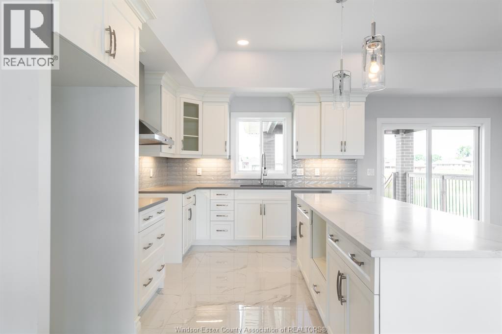 14 Noble, Amherstburg, Ontario  N9V 0G3 - Photo 6 - 26008695