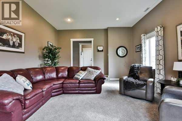 95048 Hwy 845, Rural Lethbridge County, Alberta  T1M 1M5 - Photo 4 - A2261403