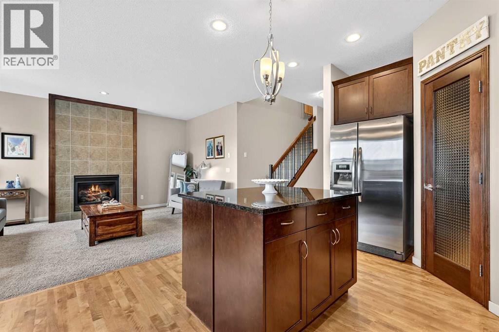 401 Mahogany Court SE, Calgary, Alberta  T3M 0T6 - Photo 11 - A2284149