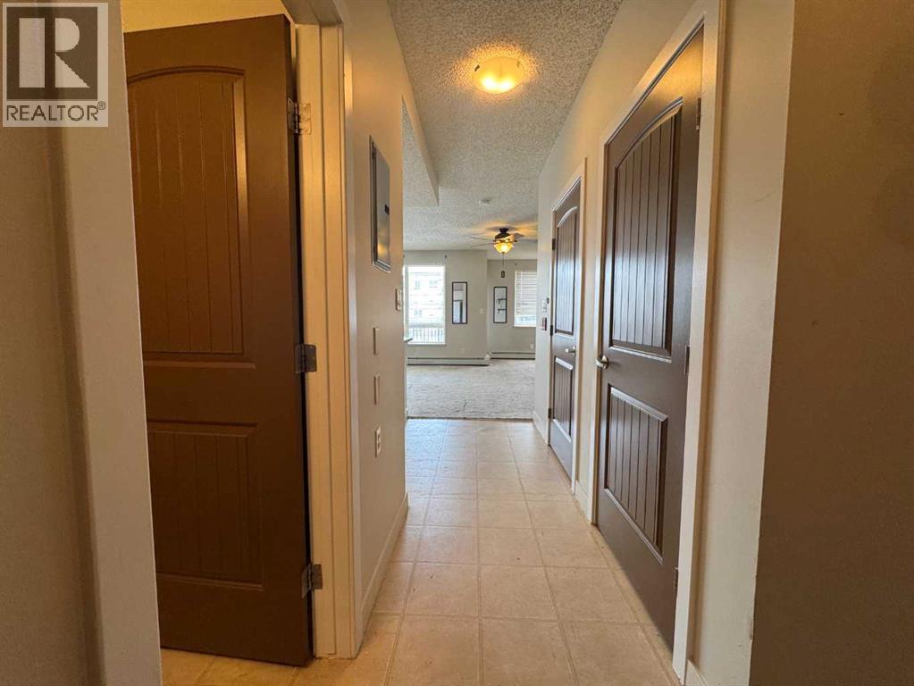 418, 136c Sandpiper Road, Fort Mcmurray, Alberta  T9K 0J7 - Photo 3 - A2301445