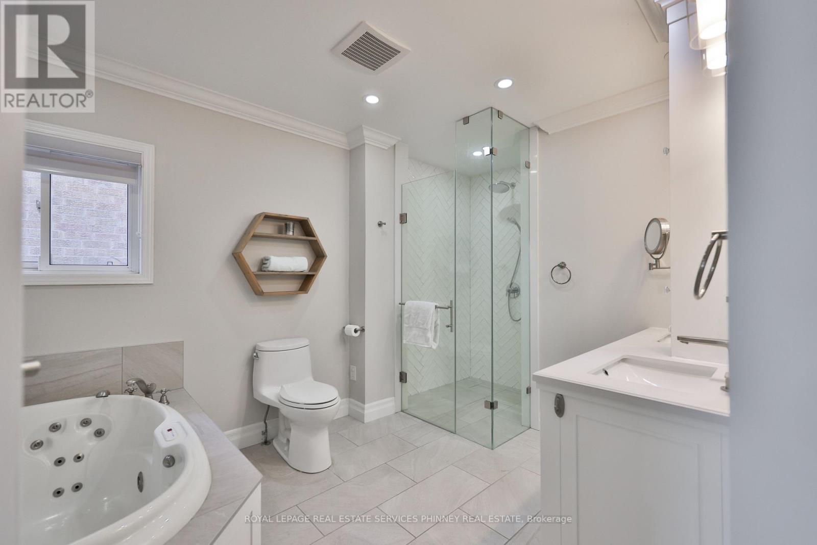 976 Silver Birch Trail, Mississauga, Ontario  L5J 4S3 - Photo 21 - W13024330