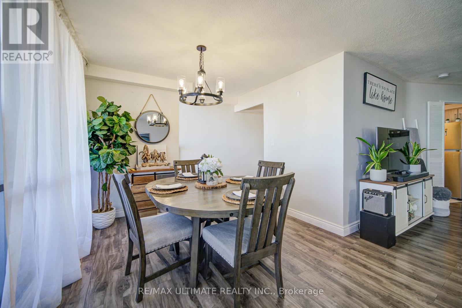 Ph#11 - 11 Wincott Drive, Toronto, Ontario  M9R 2R9 - Photo 14 - W13024364