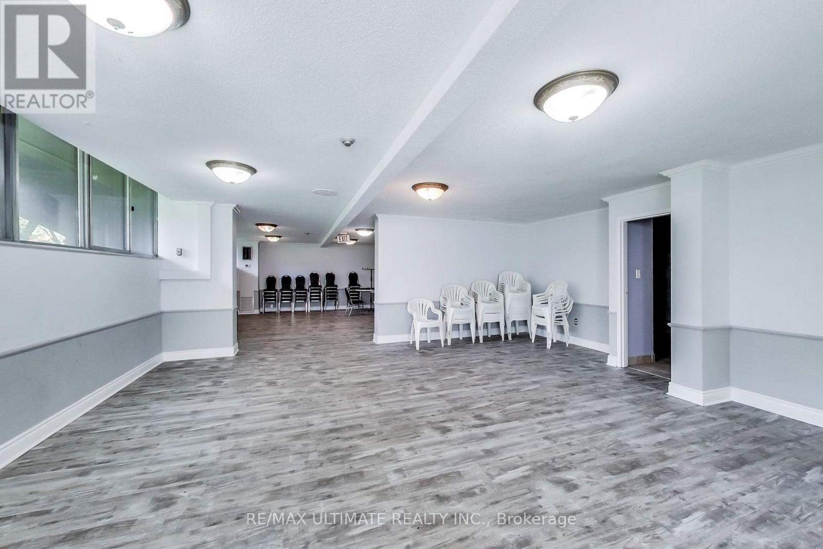 Ph#11 - 11 Wincott Drive, Toronto, Ontario  M9R 2R9 - Photo 34 - W13024364