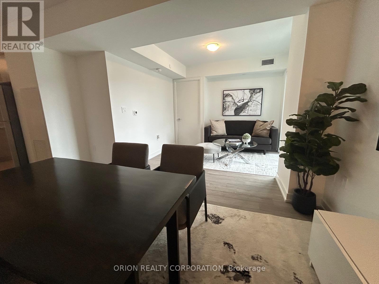 203 - 556 Marlee Avenue, Toronto, Ontario  M6B 0B1 - Photo 2 - W13024376