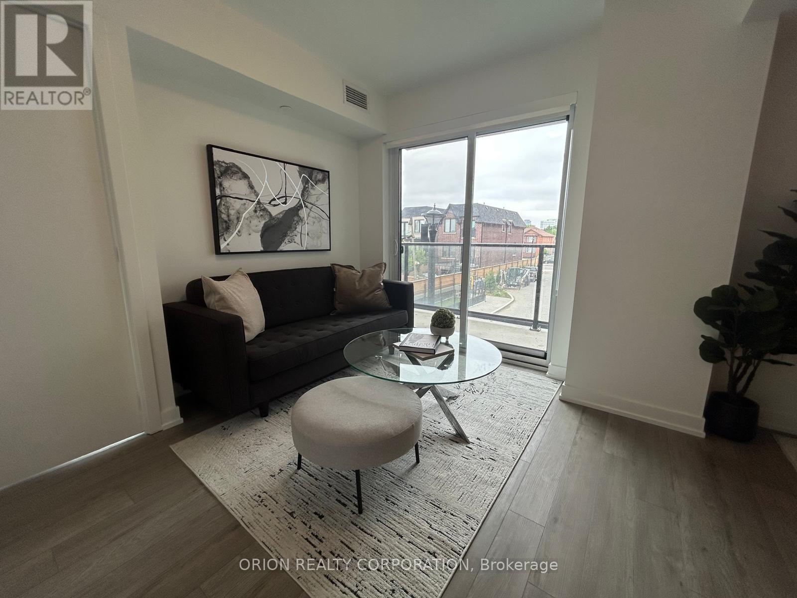 203 - 556 Marlee Avenue, Toronto, Ontario  M6B 0B1 - Photo 3 - W13024376
