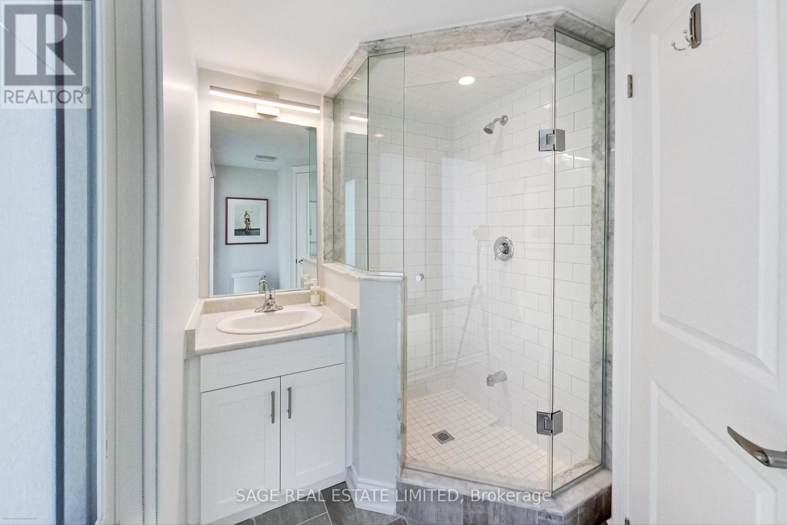 66 Pony Farm Drive, Toronto, Ontario  M9R 0B3 - Photo 31 - W13024414