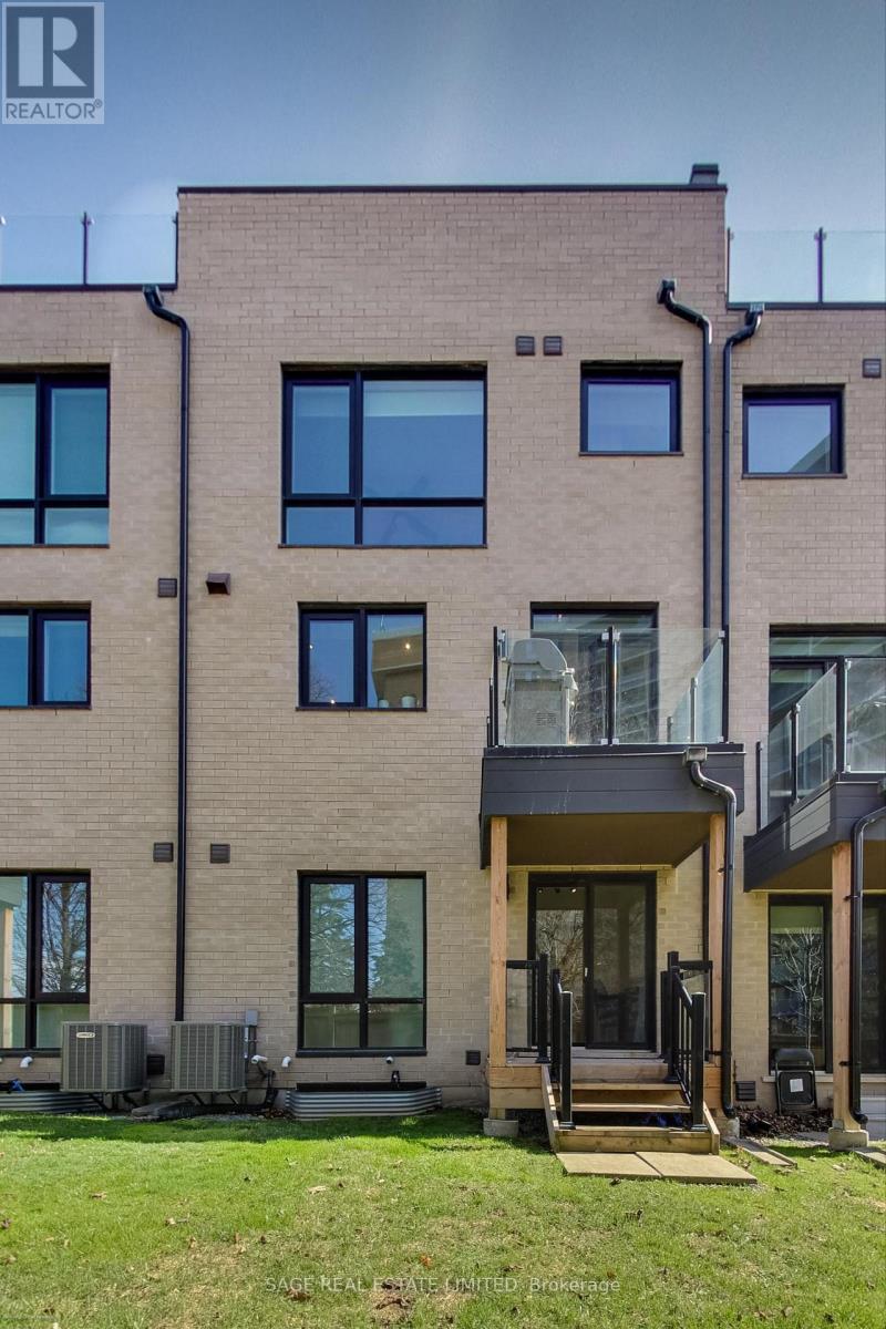 66 Pony Farm Drive, Toronto, Ontario  M9R 0B3 - Photo 35 - W13024414