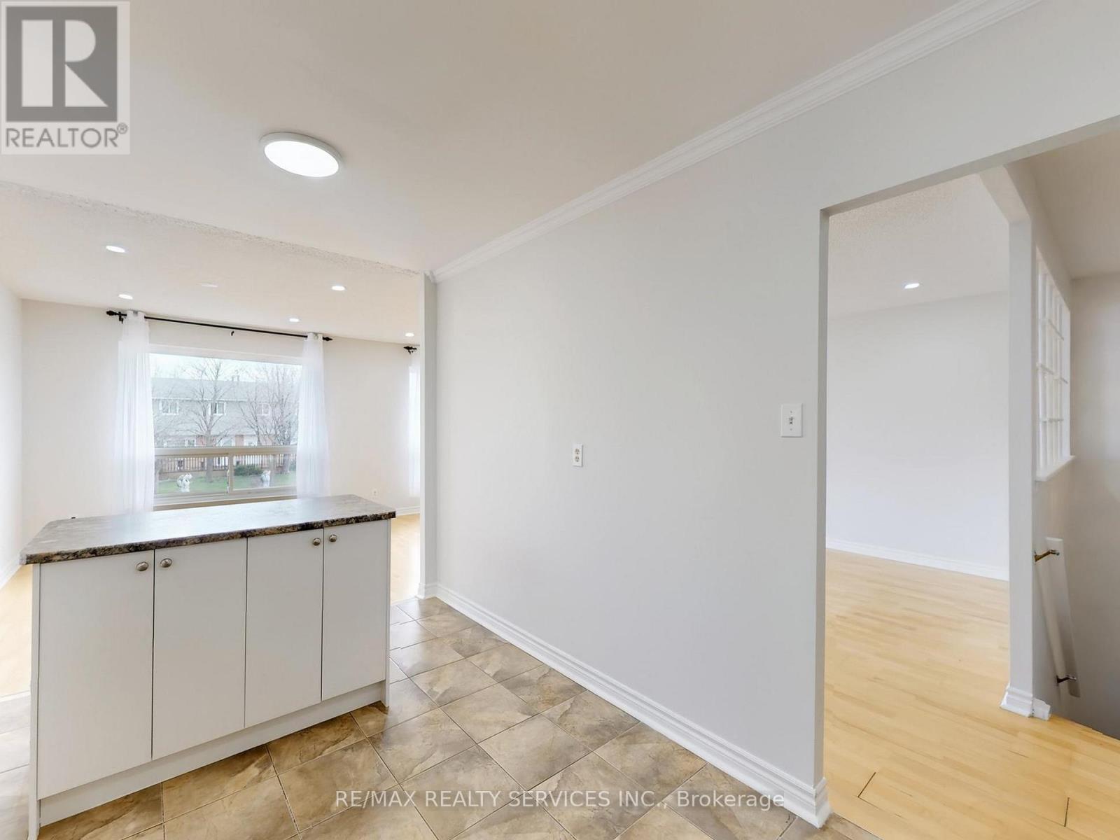 9 Glenridge Road, Brampton, Ontario  L6S 1N2 - Photo 20 - W13024468