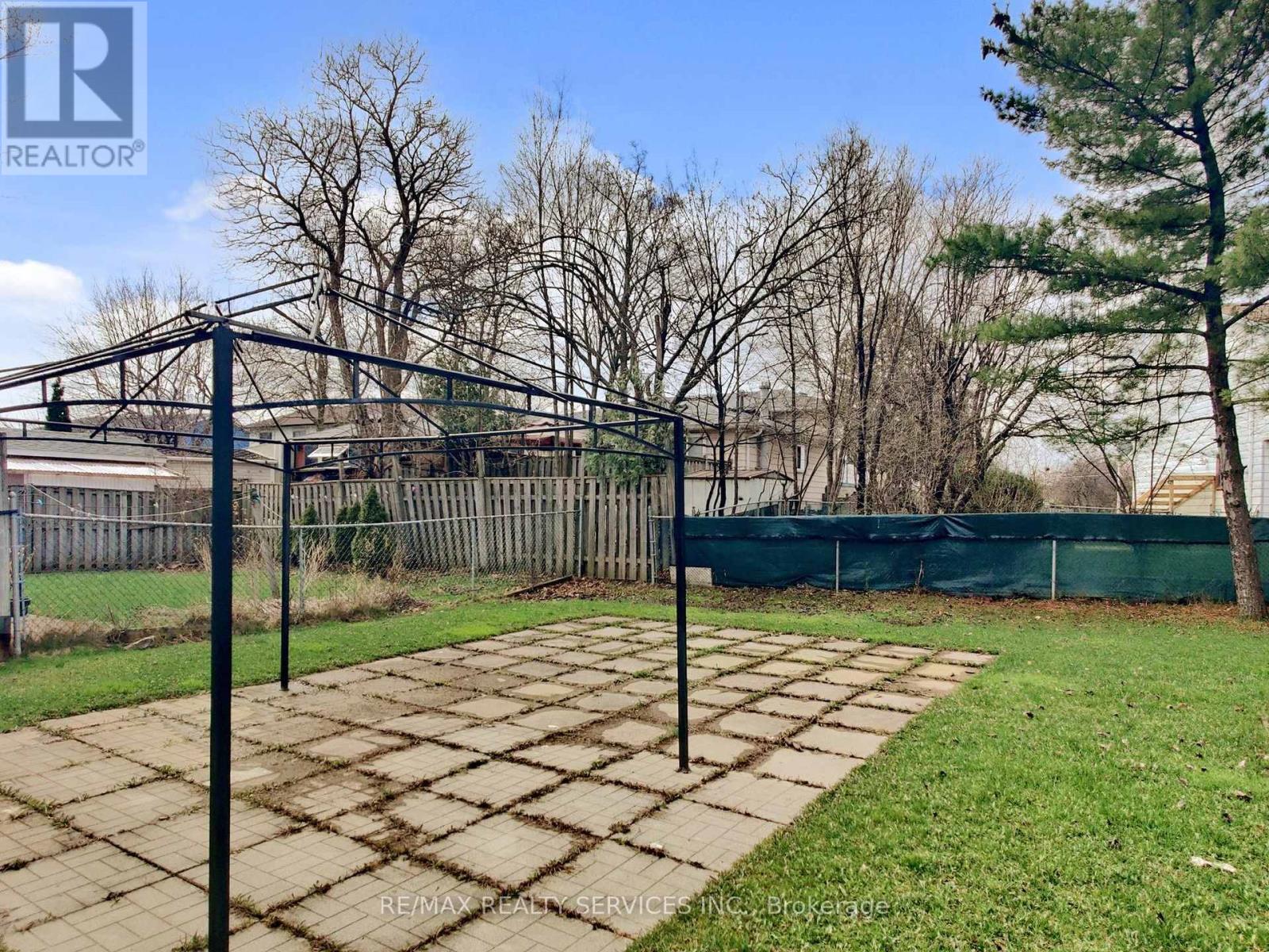 9 Glenridge Road, Brampton, Ontario  L6S 1N2 - Photo 45 - W13024468