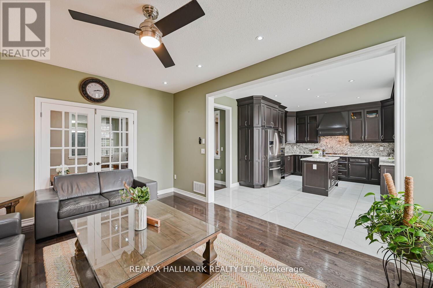 46 Lisson Crescent, Brampton, Ontario  L6X 0Y9 - Photo 19 - W13024494