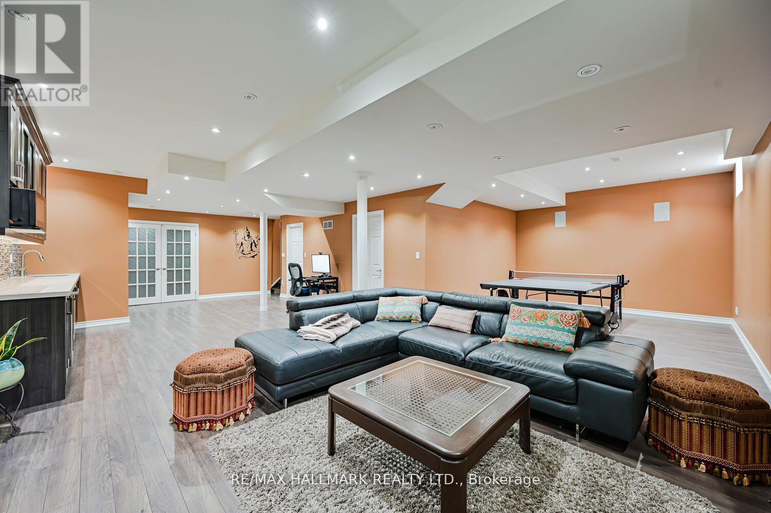 46 Lisson Crescent, Brampton, Ontario  L6X 0Y9 - Photo 43 - W13024494