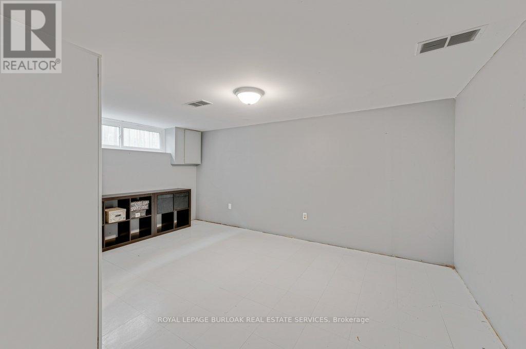 602 Stephens Crescent, Oakville, Ontario  L6K 1Y3 - Photo 23 - W13024512