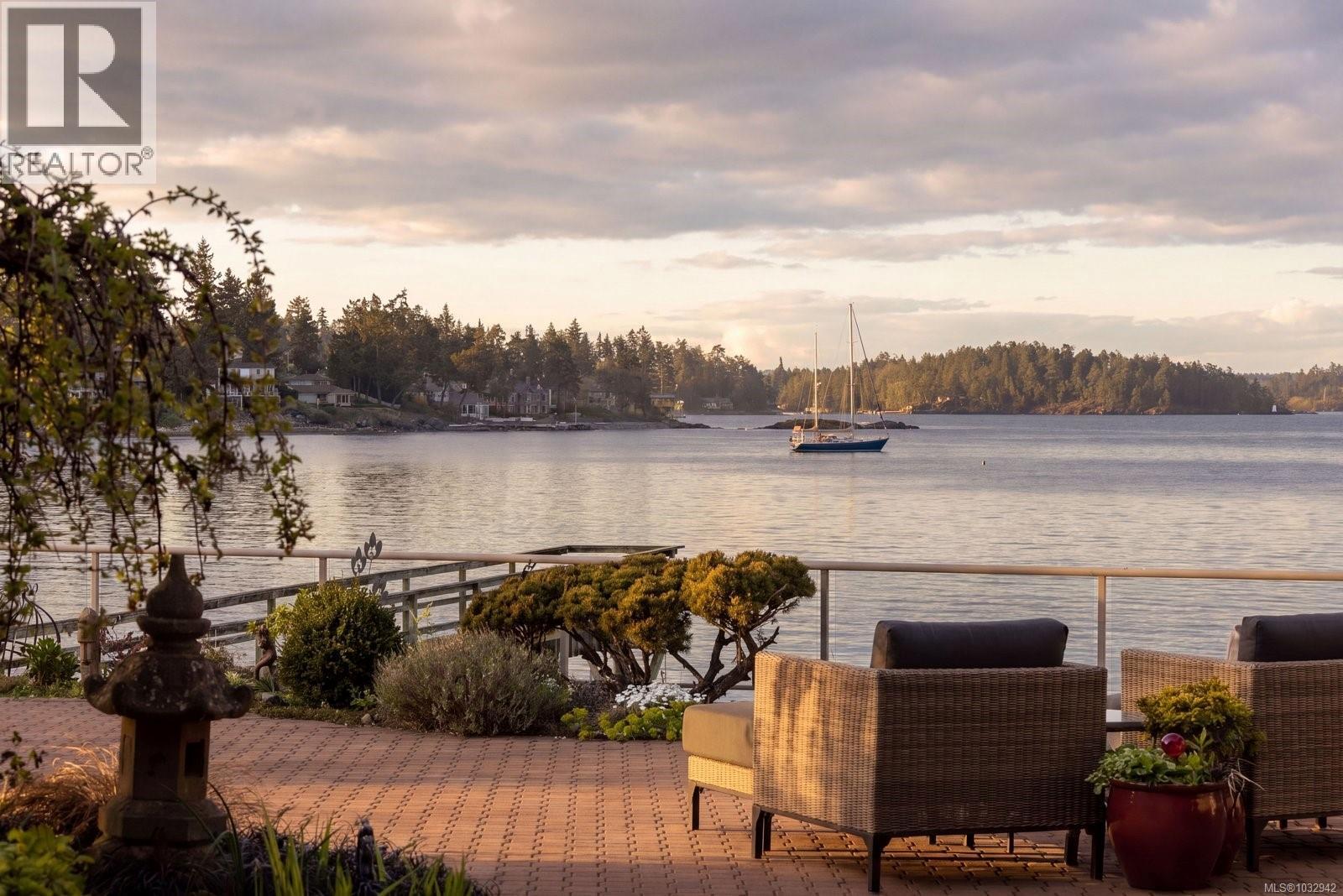 2450 Whidby Lane, Sidney, British Columbia  V8L 2K3 - Photo 38 - 1032942