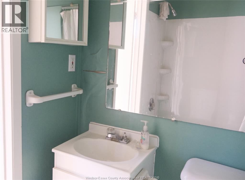 1050 Drouillard, Windsor, Ontario  N8Y 2P8 - Photo 11 - 26008744