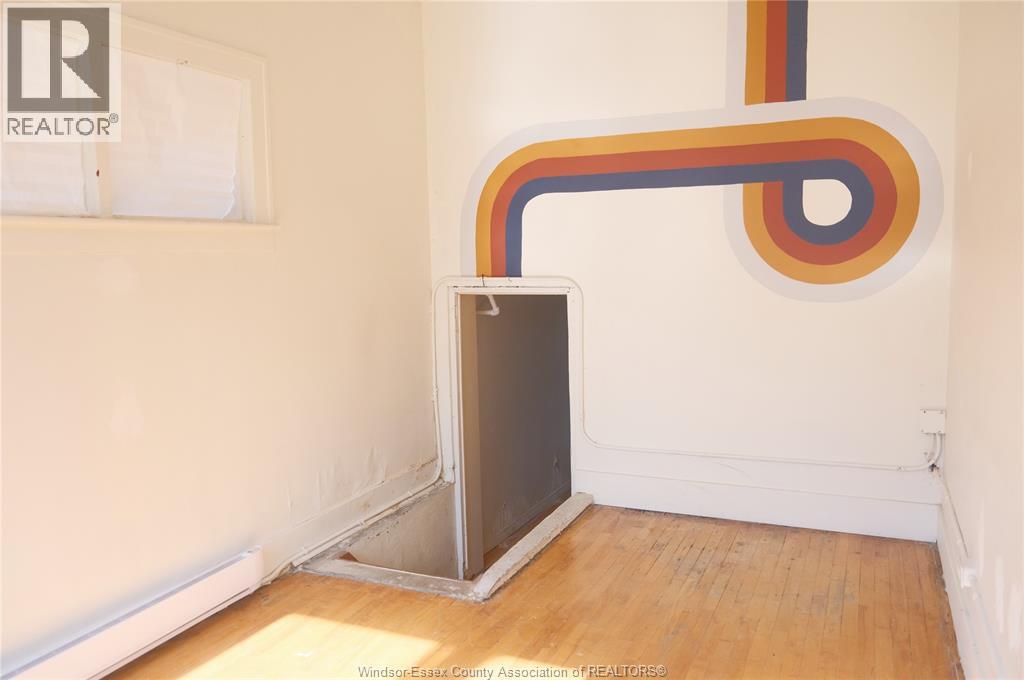 1050 Drouillard, Windsor, Ontario  N8Y 2P8 - Photo 4 - 26008739