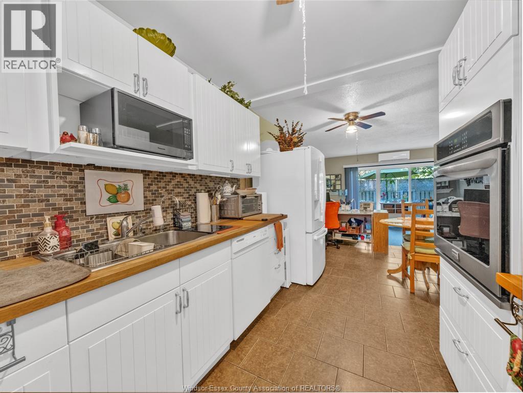 6430 Thornberry, Windsor, Ontario  N8T 2W9 - Photo 13 - 26008729