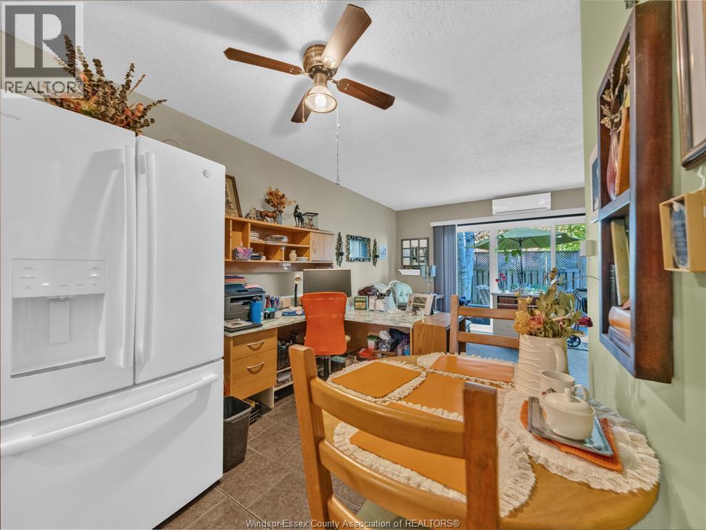 6430 Thornberry, Windsor, Ontario  N8T 2W9 - Photo 14 - 26008729
