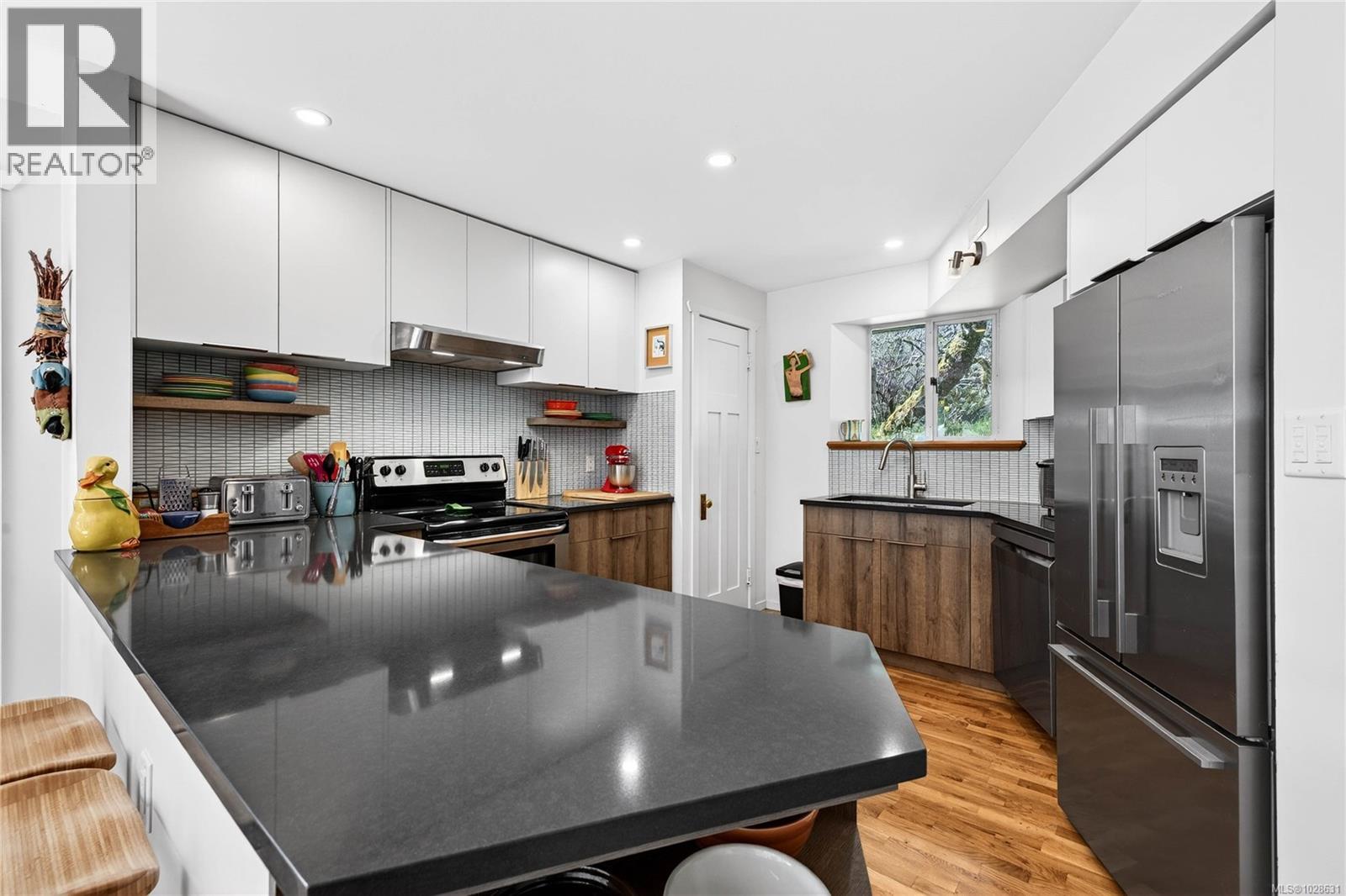 99 Garner Rd, Salt Spring, British Columbia  V8K 2B1 - Photo 6 - 1028631