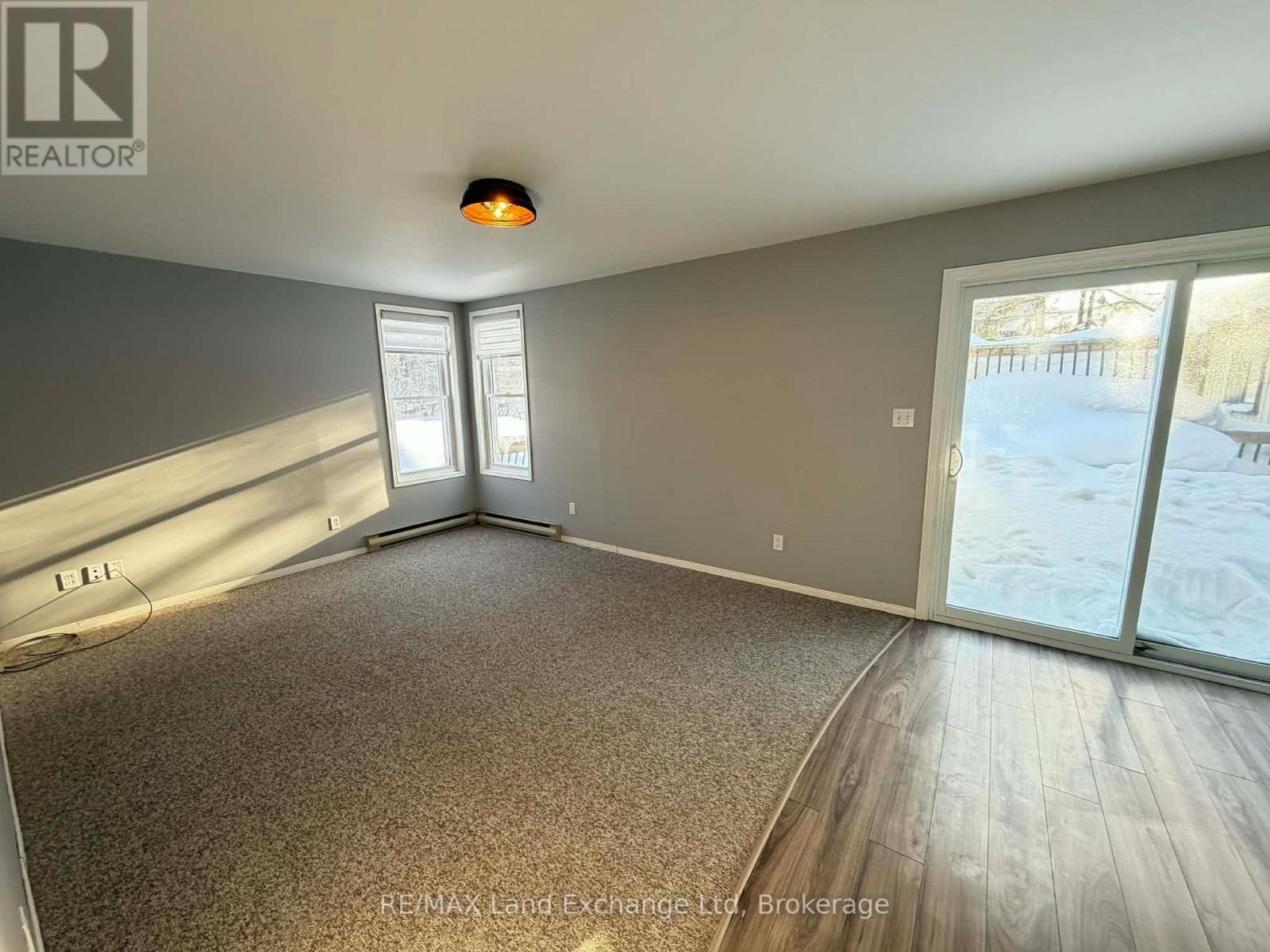 349 Shuter Street, North Huron, Ontario  N0G 2W0 - Photo 14 - X12952582