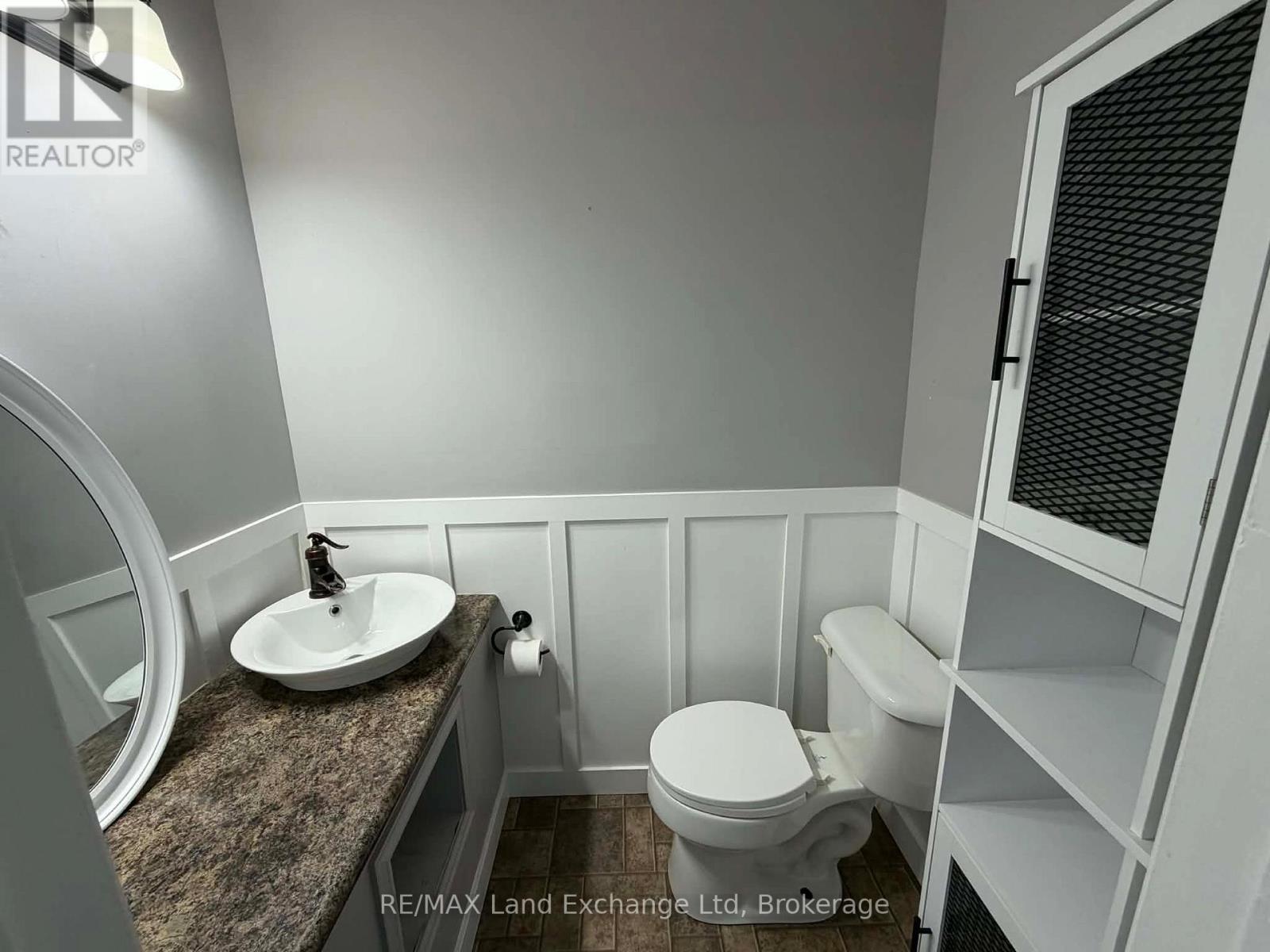 349 Shuter Street, North Huron, Ontario  N0G 2W0 - Photo 22 - X12952582