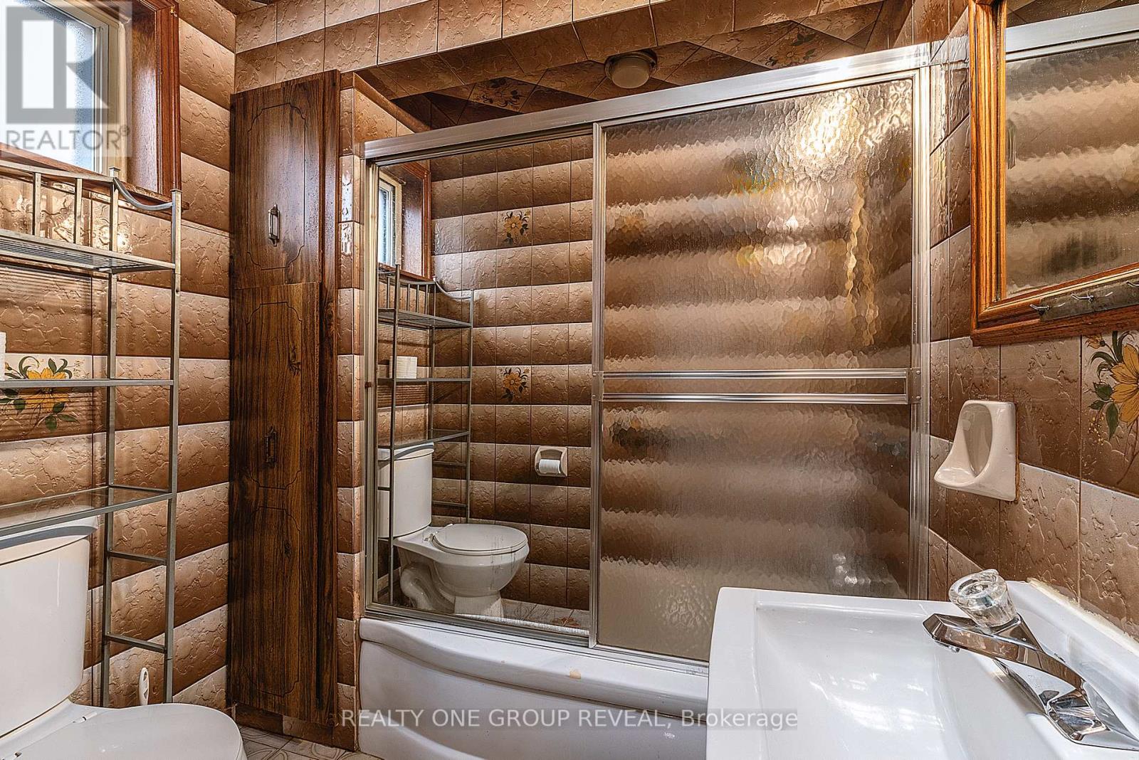 12 Thurodale Avenue, Toronto, Ontario  M6M 3B3 - Photo 24 - W12862924