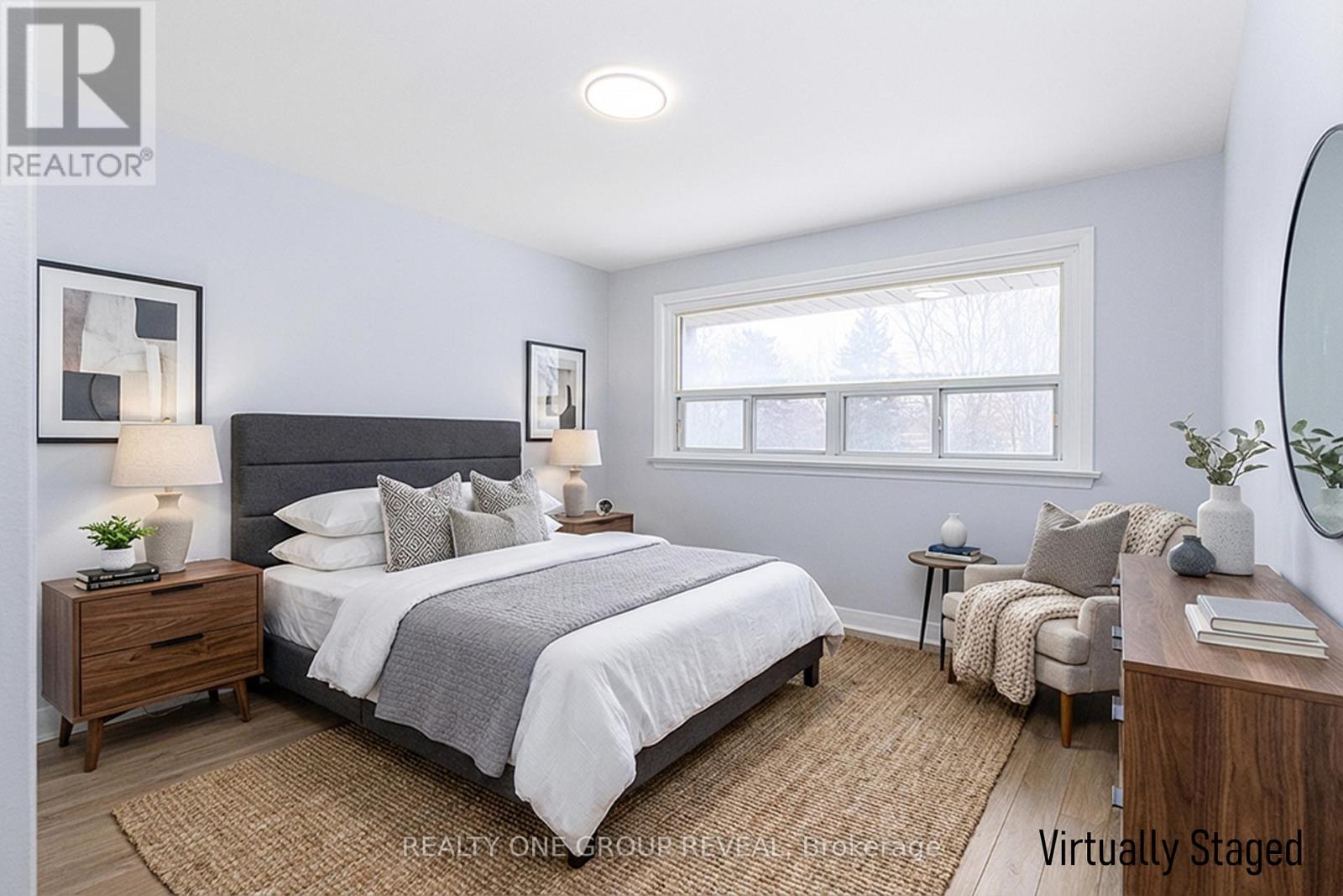 12 Thurodale Avenue, Toronto, Ontario  M6M 3B3 - Photo 6 - W12862924