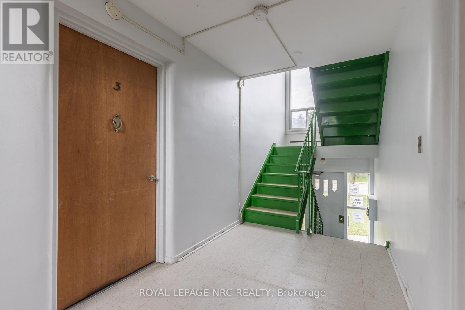 Unit 3 - 3-5 Olive Street, Grimsby, Ontario  L3M 2B4 - Photo 7 - X13024360