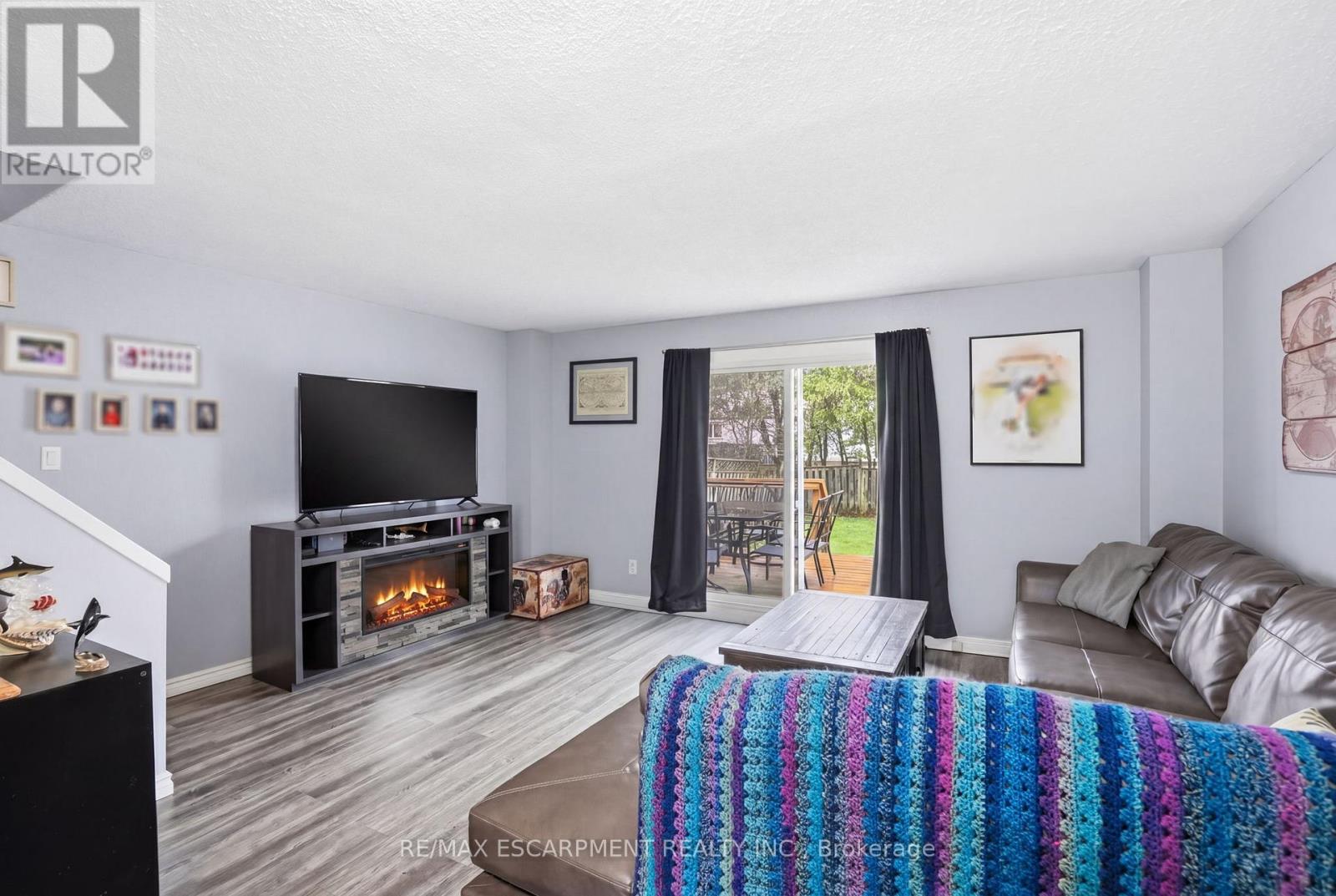 16 Enfield Crescent, Brantford, Ontario  N3P 1B2 - Photo 9 - X13024368