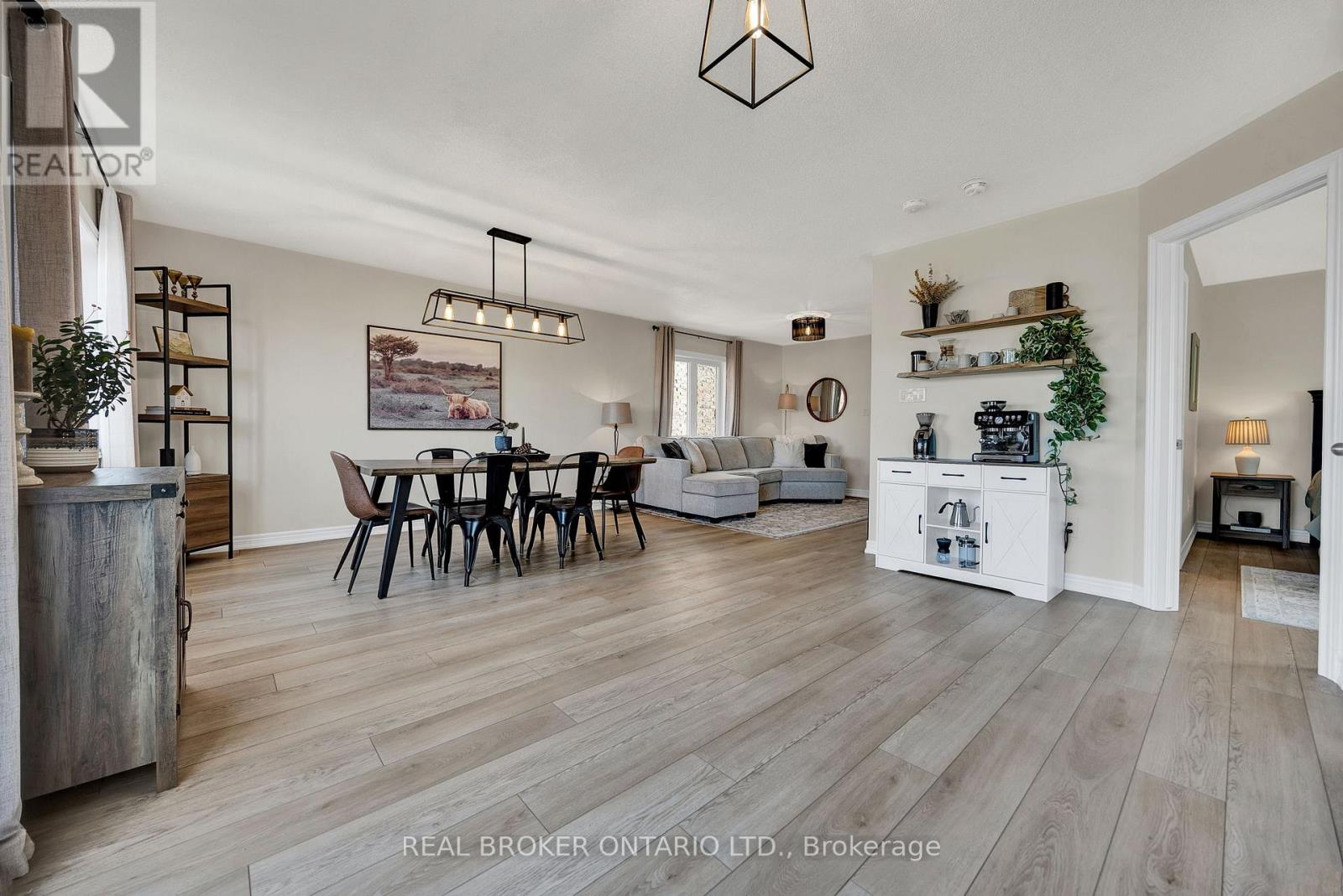 335 Krotz Street W, North Perth, Ontario  N4W 0H8 - Photo 13 - X13024400