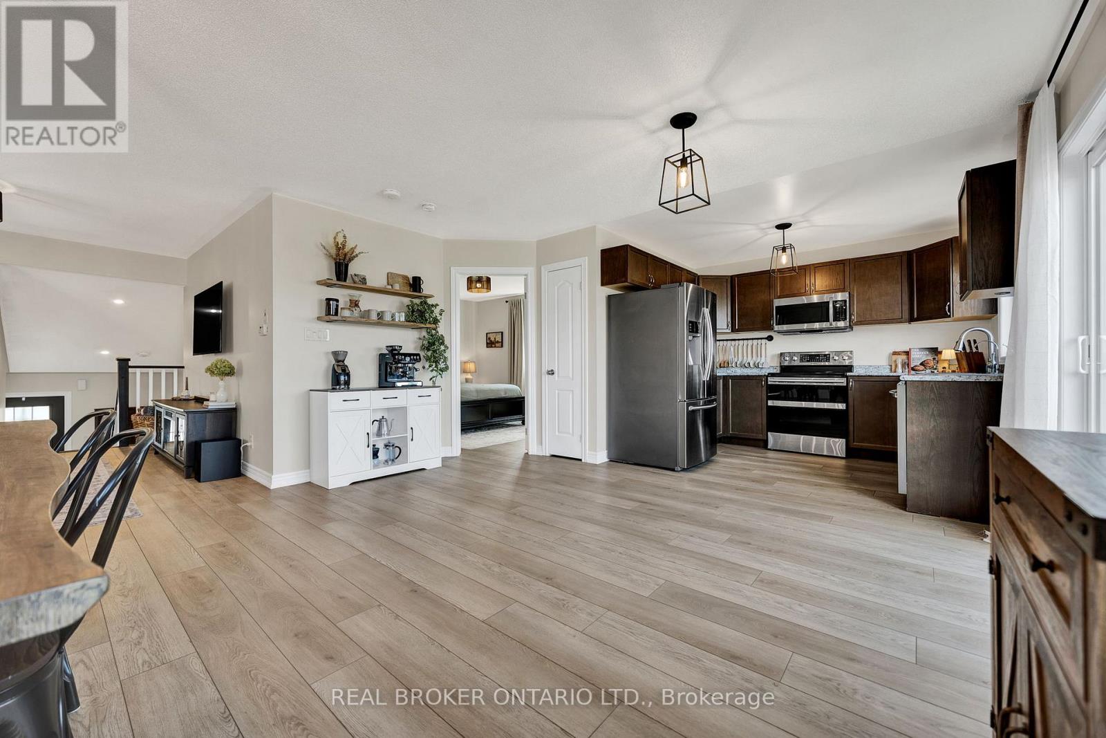 335 Krotz Street W, North Perth, Ontario  N4W 0H8 - Photo 17 - X13024400