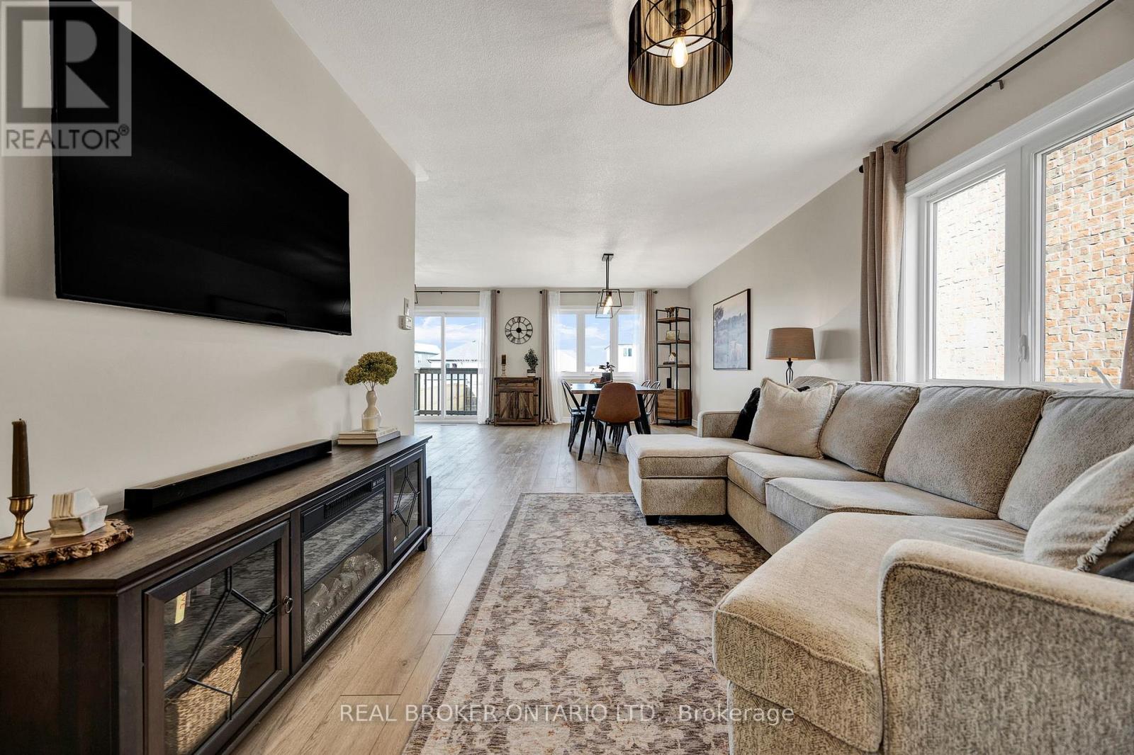 335 Krotz Street W, North Perth, Ontario  N4W 0H8 - Photo 6 - X13024400