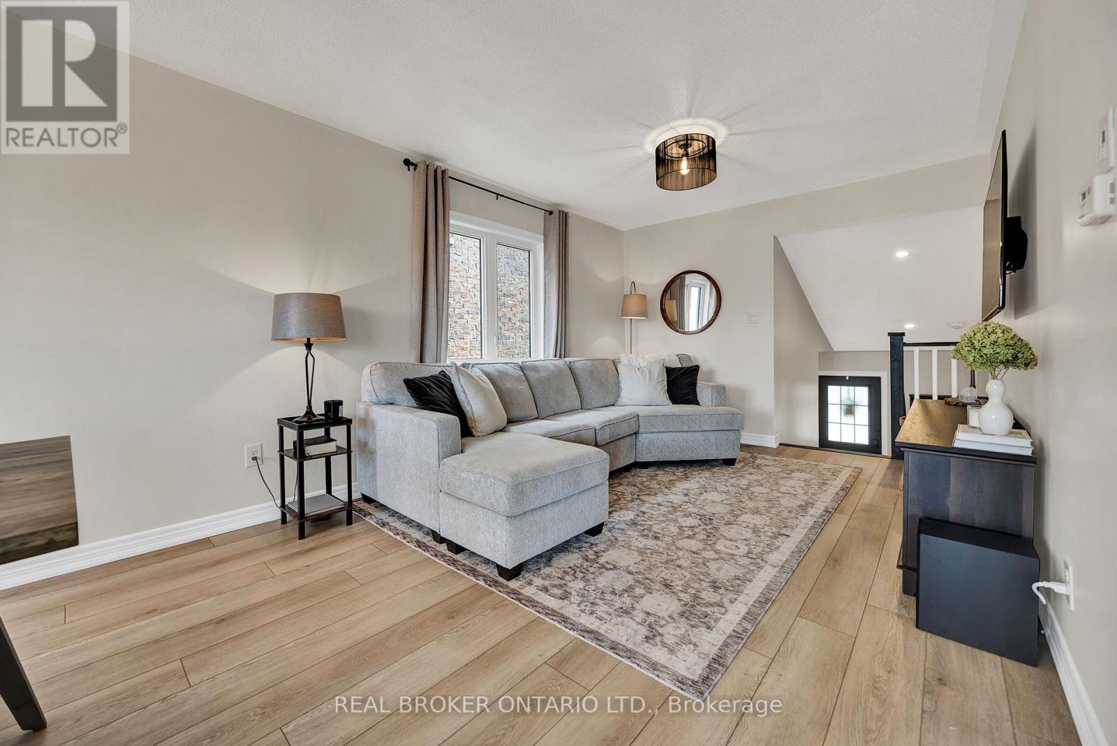 335 Krotz Street W, North Perth, Ontario  N4W 0H8 - Photo 8 - X13024400