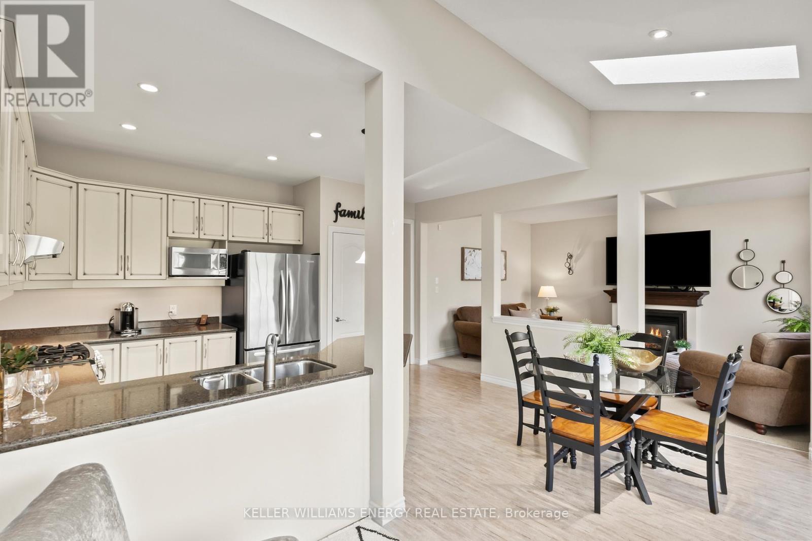 2258 Pindar Crescent, Oshawa, Ontario  L1L 0C6 - Photo 8 - E13024826