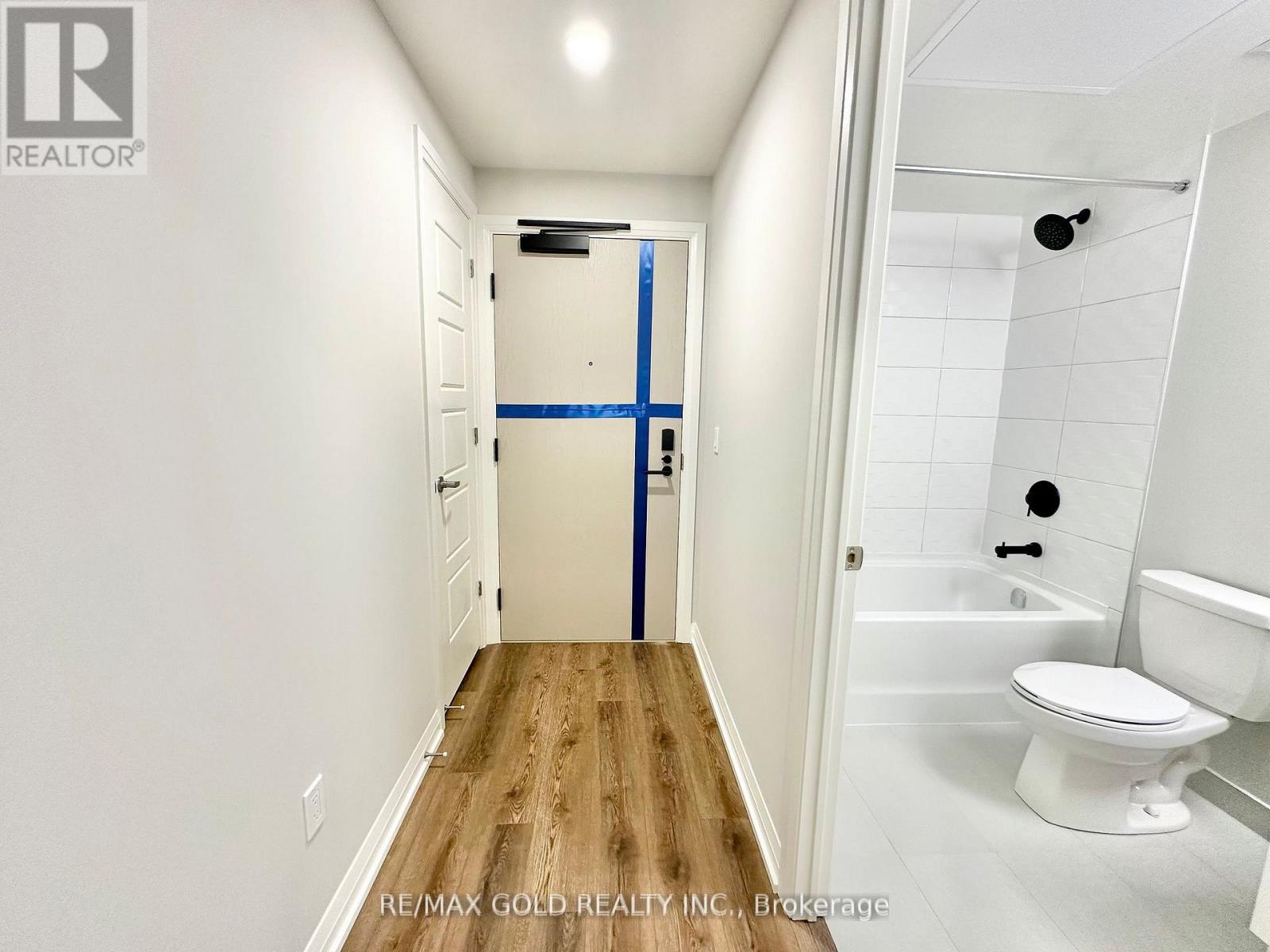 404 - 3006 William Cutmore Boulevard, Oakville, Ontario  L6H 8A4 - Photo 3 - W13018604