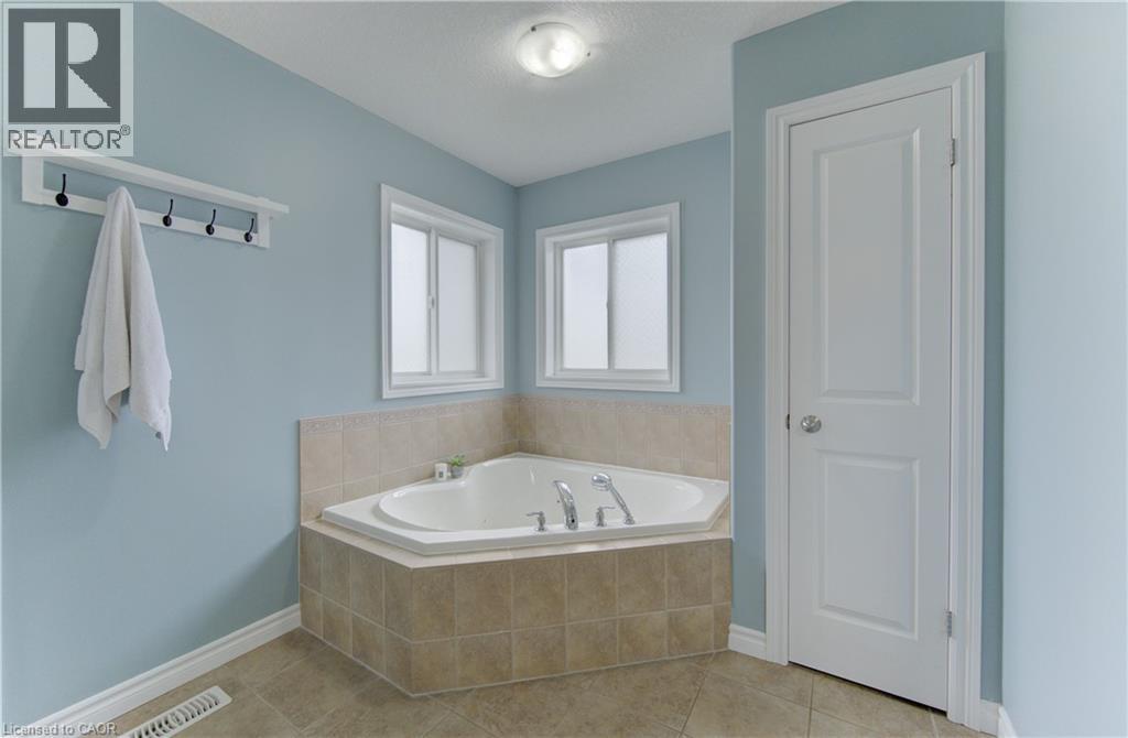 64 Walter Perry Place, New Hamburg, Ontario  N3A 0B4 - Photo 28 - 40820908