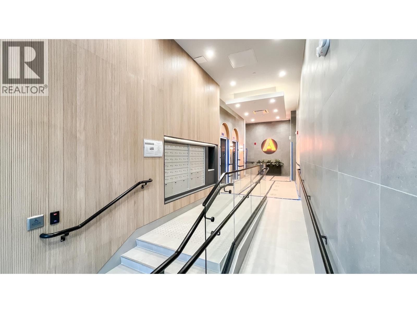 609 1680 E 12 Avenue, Vancouver, British Columbia  V5N 2A3 - Photo 5 - R3111463