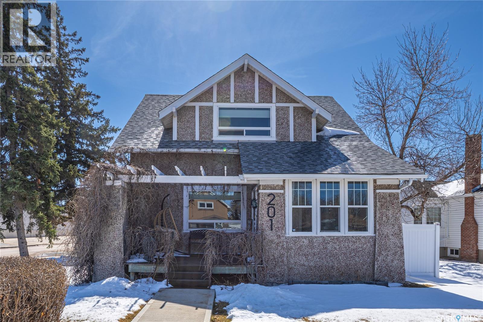 201 Athabasca Street W, Moose Jaw, Saskatchewan  S6H 2B8 - Photo 2 - SK033366