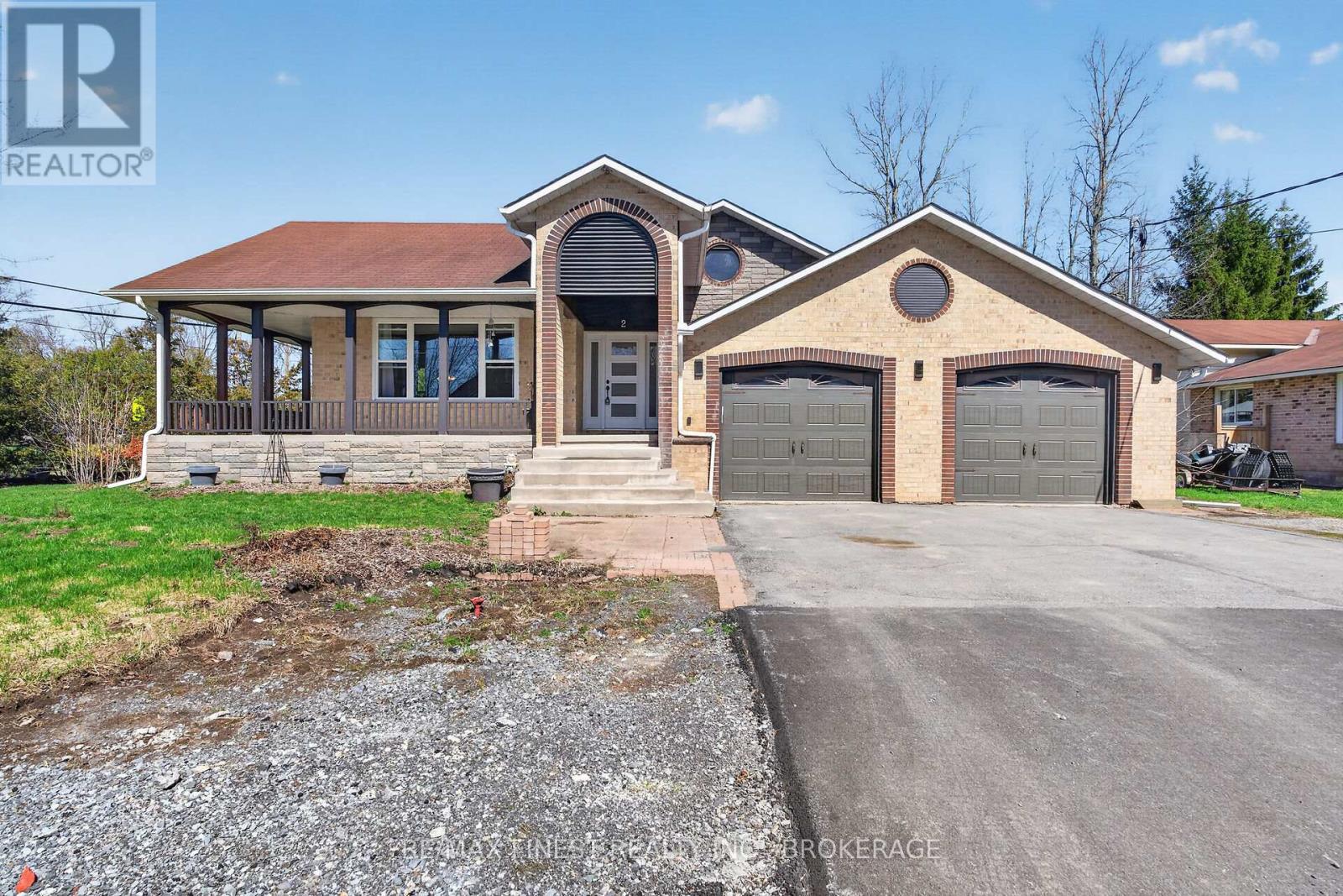 2 CREIGHTON DRIVE, Loyalist, Ontario