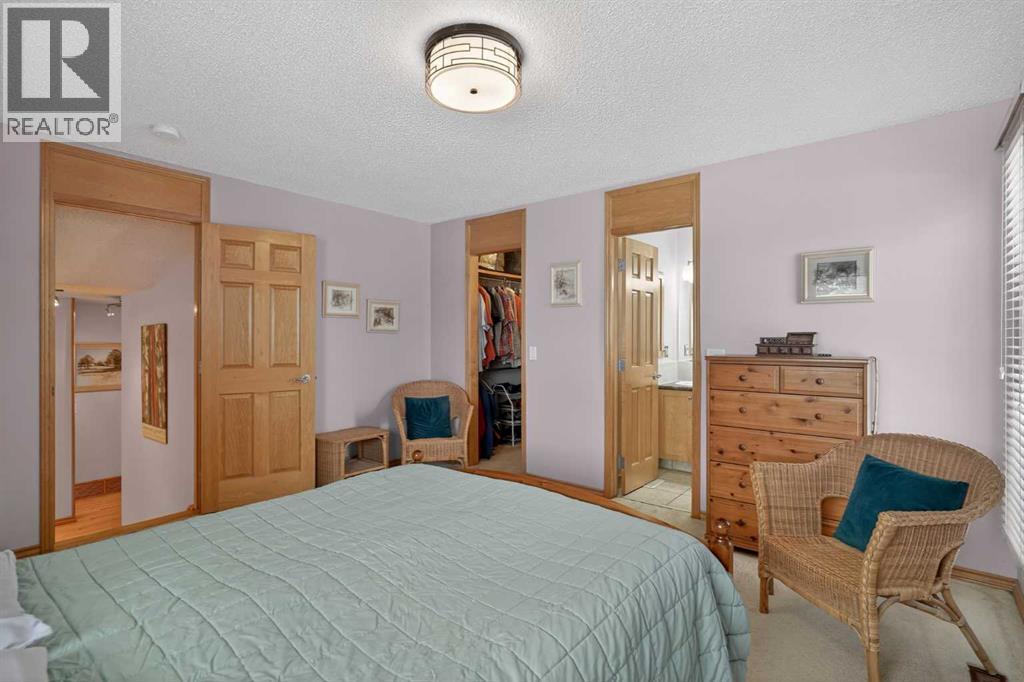 28 Deercross Way SE, Calgary, Alberta  T2J 6E3 - Photo 8 - A2300576